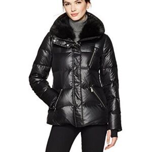 Sleek Black Women's Puffer Jacket